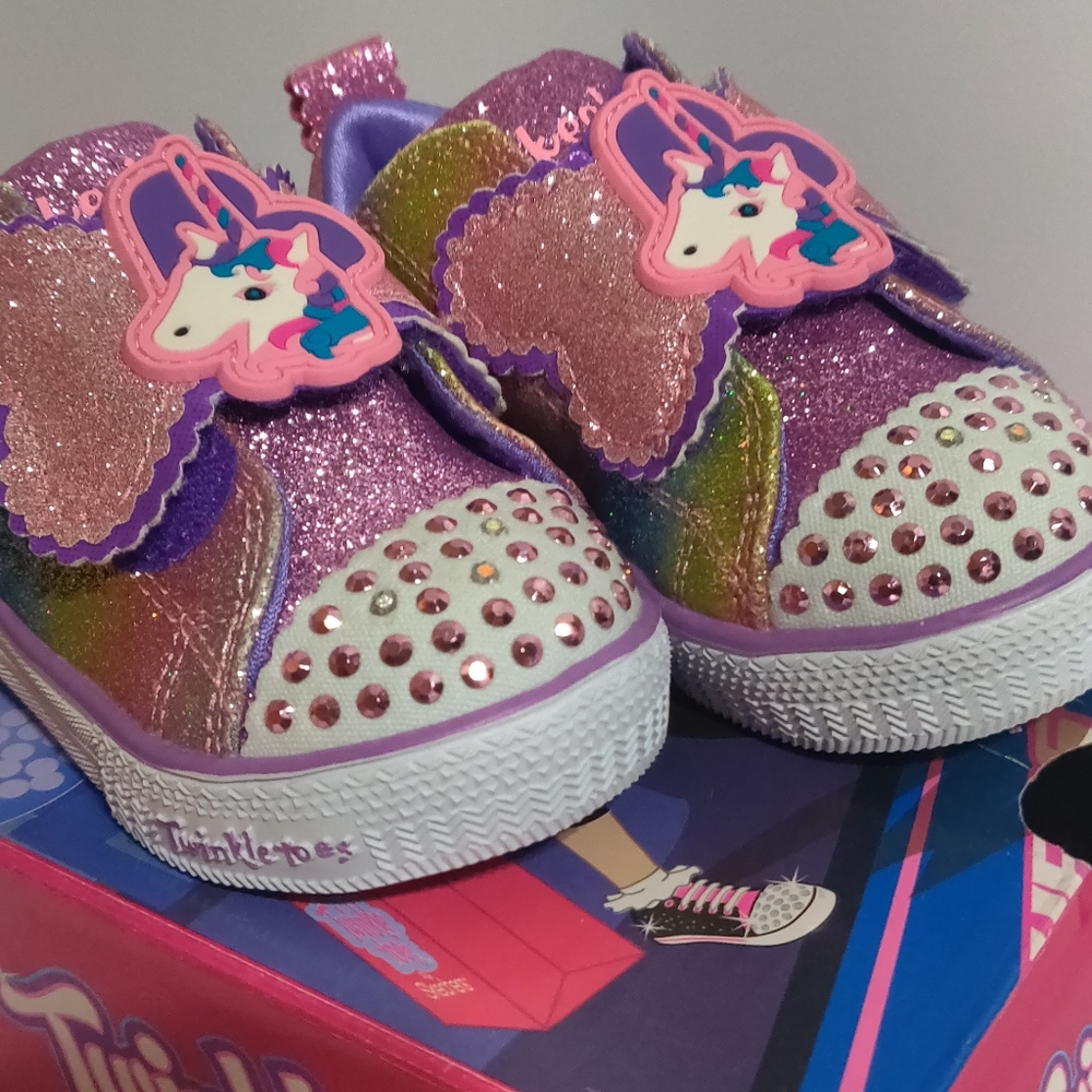 TWINKLE TOES SHUFFLE LITE SPARKLE PALS - Picture 7 of 9